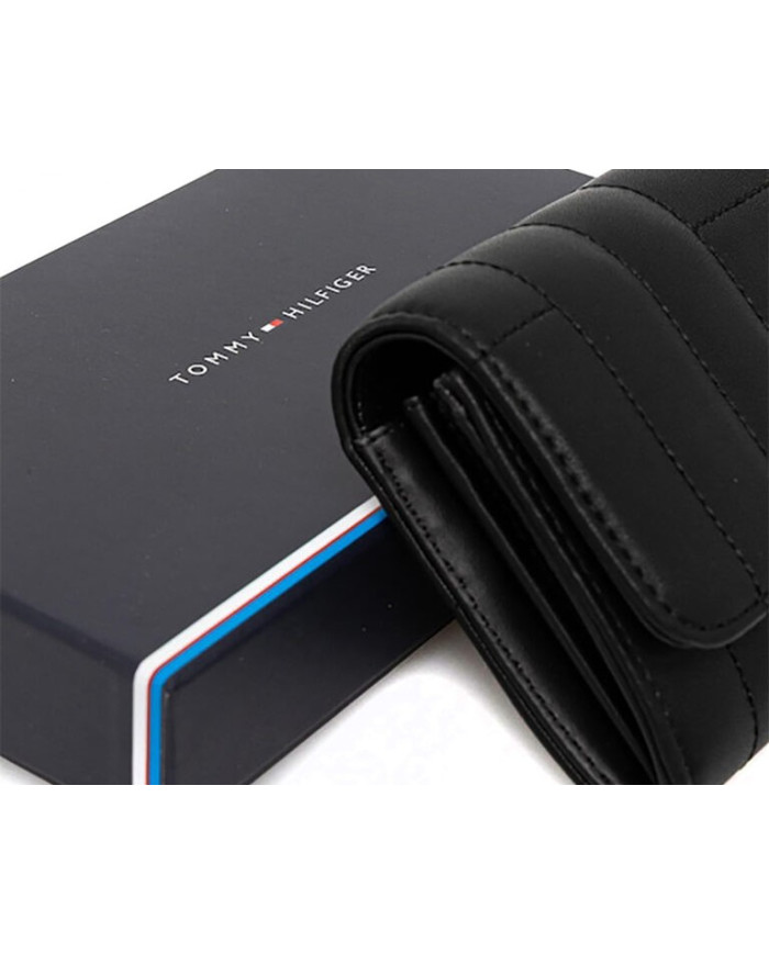 Tommy Hilfiger TH Feminine Lrg Flap AW0AW17475 BDS ΜΑΥΡΟ